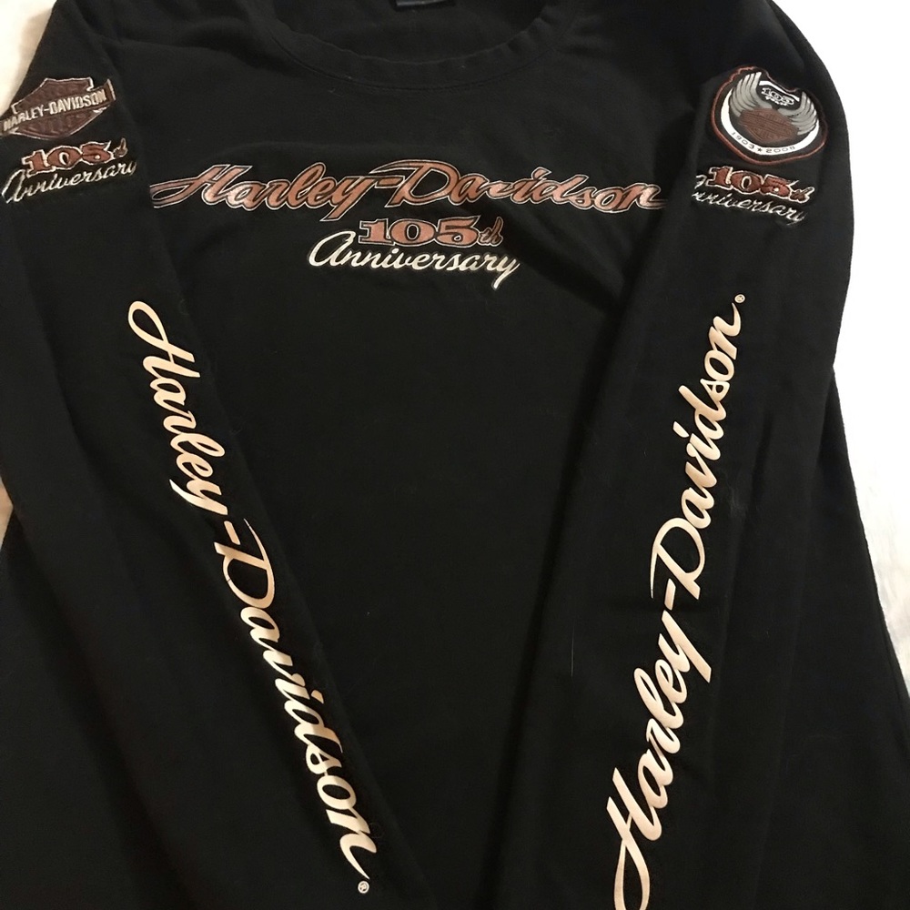 Harley-Davidson 105th anniversary long sleeve shirt.